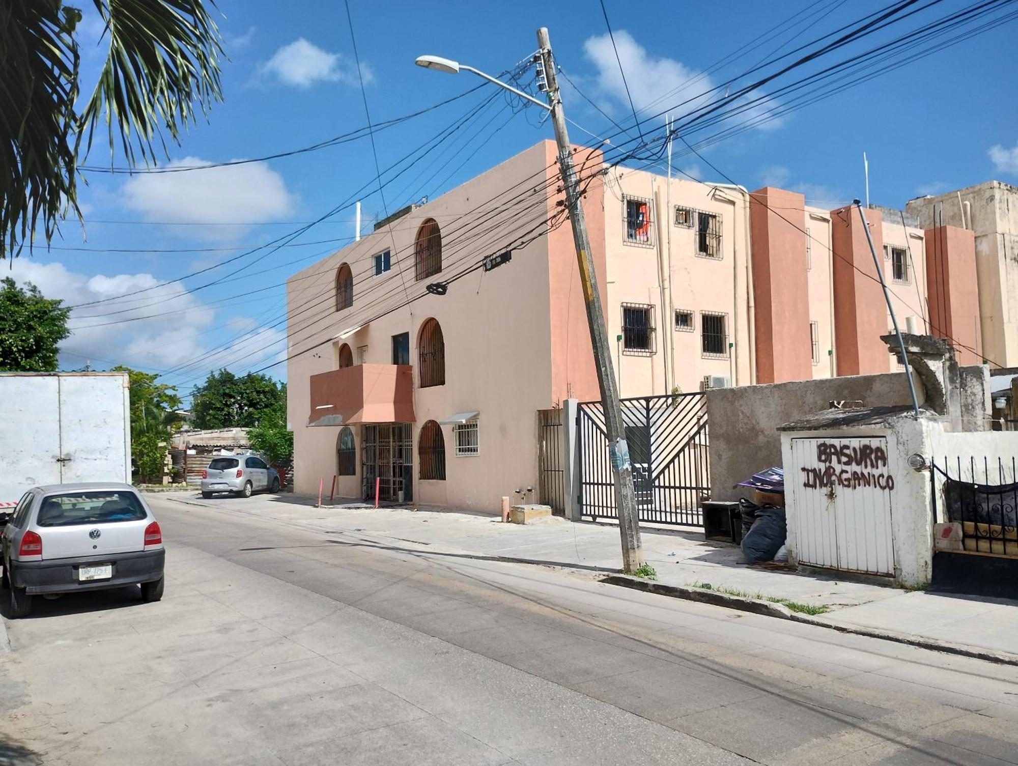 Casa De Huespedes Los Santos Cancún Extérieur photo
